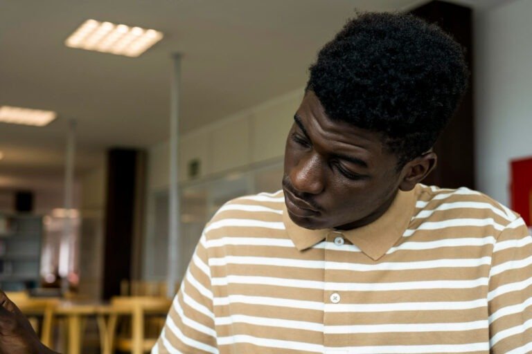 Digital Hustles: Empowering Kenya’s ‘Comrades’ in the University Arena