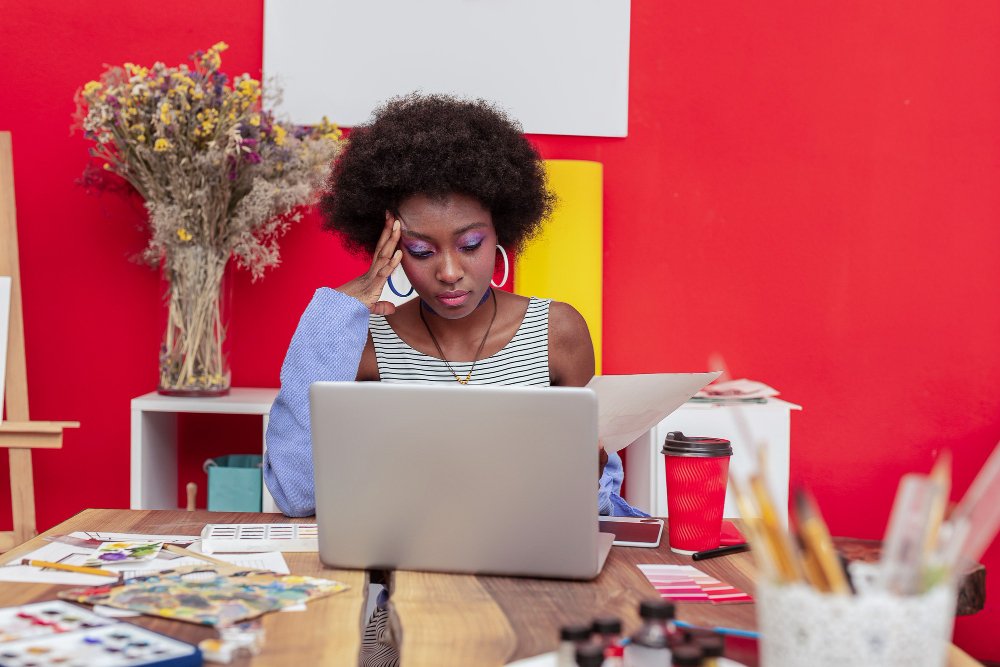 Graphic Design vs Web Design: Which Path Should You Take?