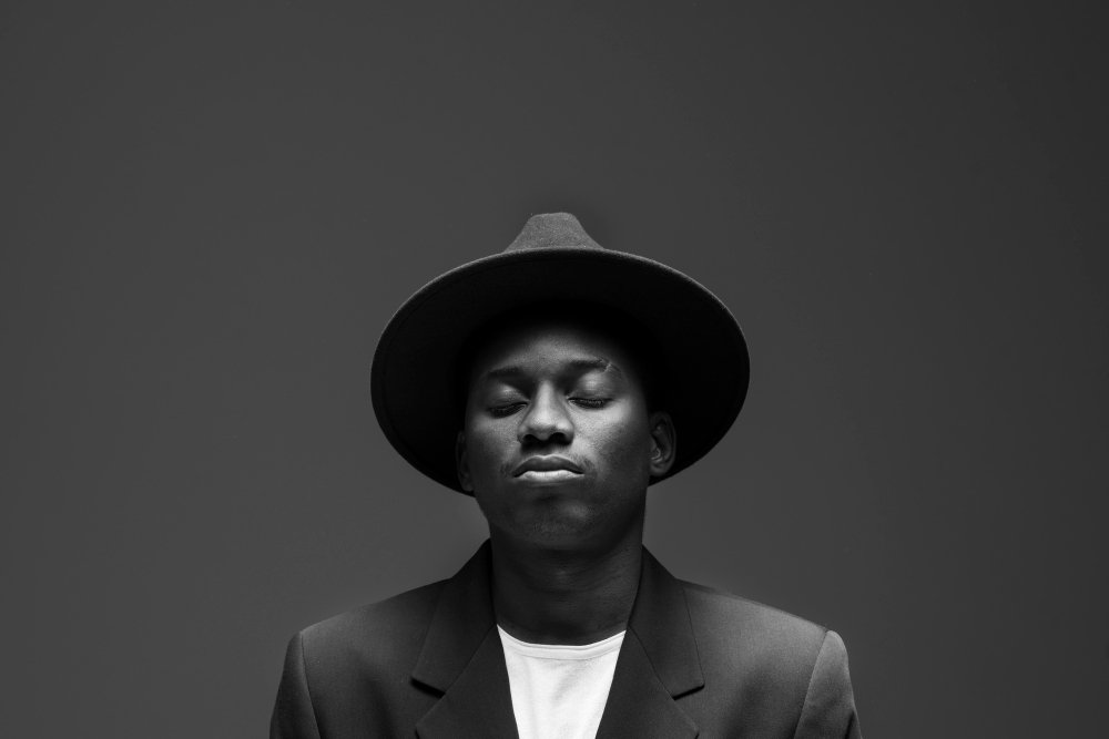 Side Hustles That Work in Kenya (Even If You Have a 9–5)