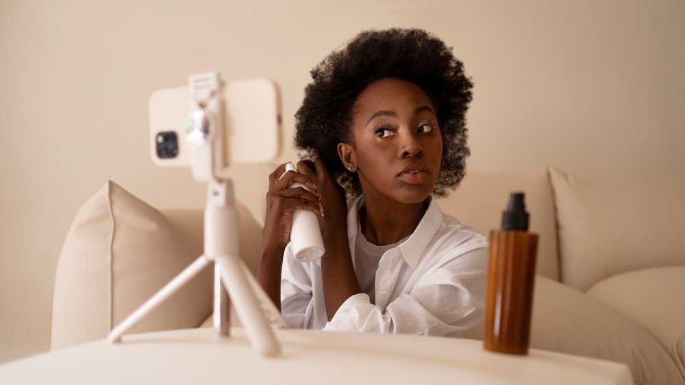 Passive Income Ideas for Kenyan Creators in 2025