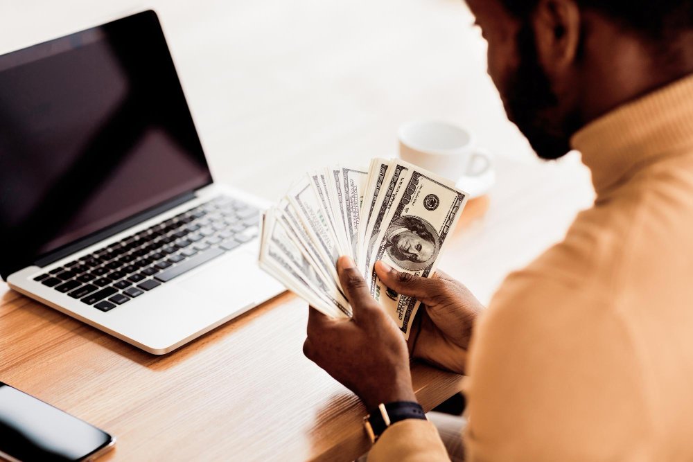 What to Do With Your First Online Paycheck